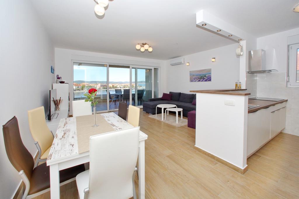 Luxury Apartments Sikiric With Fantastic View On The Sea Bibinje Exterior photo