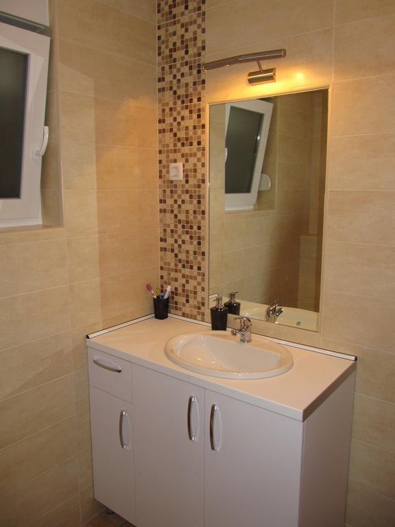 Luxury Apartments Sikiric With Fantastic View On The Sea Bibinje Exterior photo