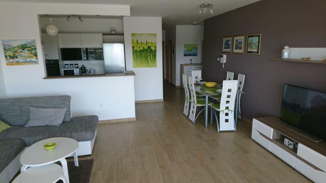 Luxury Apartments Sikiric With Fantastic View On The Sea Bibinje Exterior photo